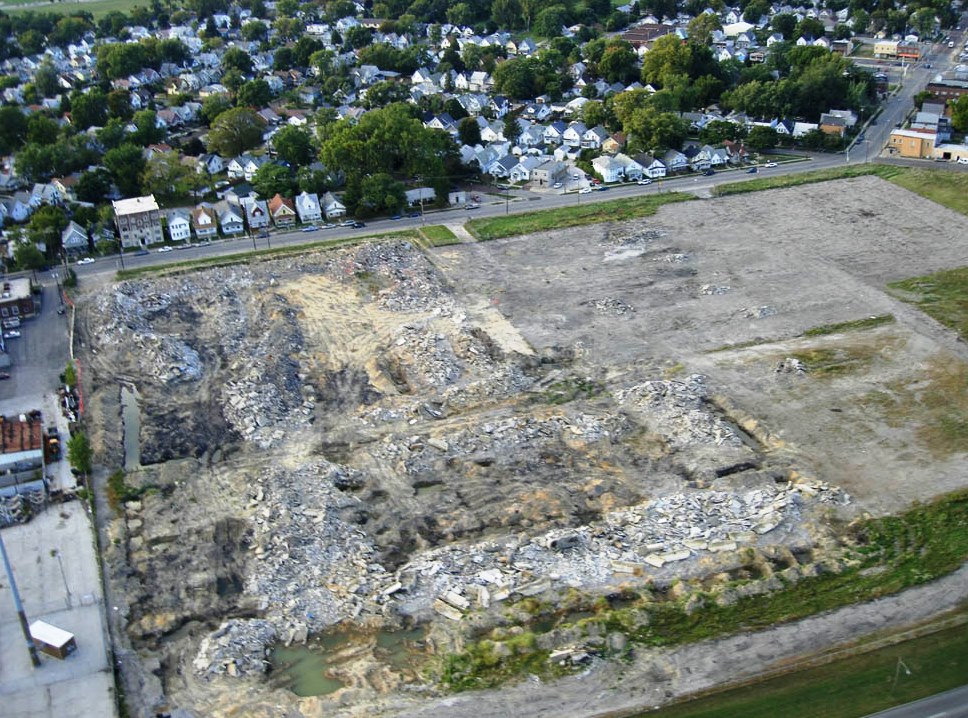 The brownfield before the solar installation. 