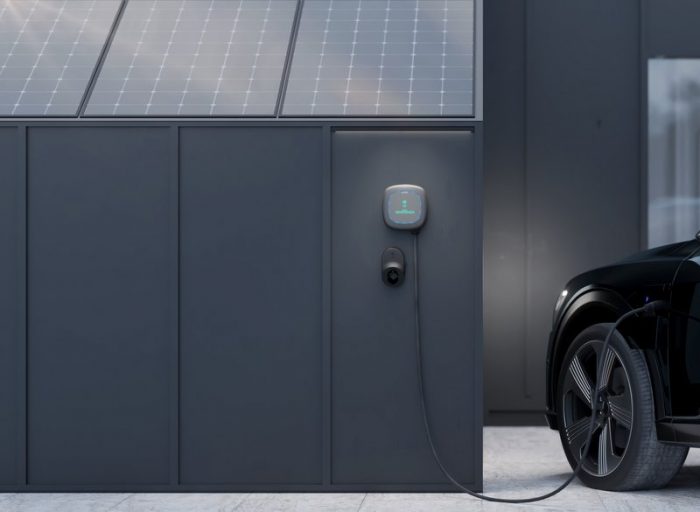 The Wallbox Pulsar Plus Is a Smart Home EV Charger That's Also a