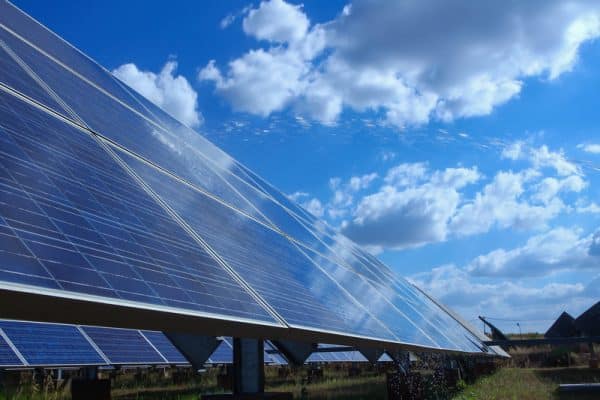 Report: Solar poised for record-setting 2023 as economic challenges mount