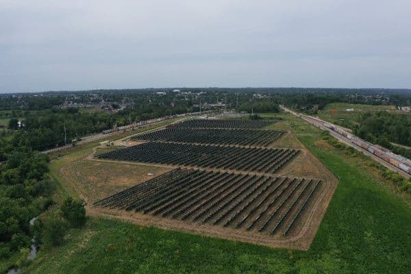 4.5 MW Cedar Rapids community solar garden begins operations in Iowa