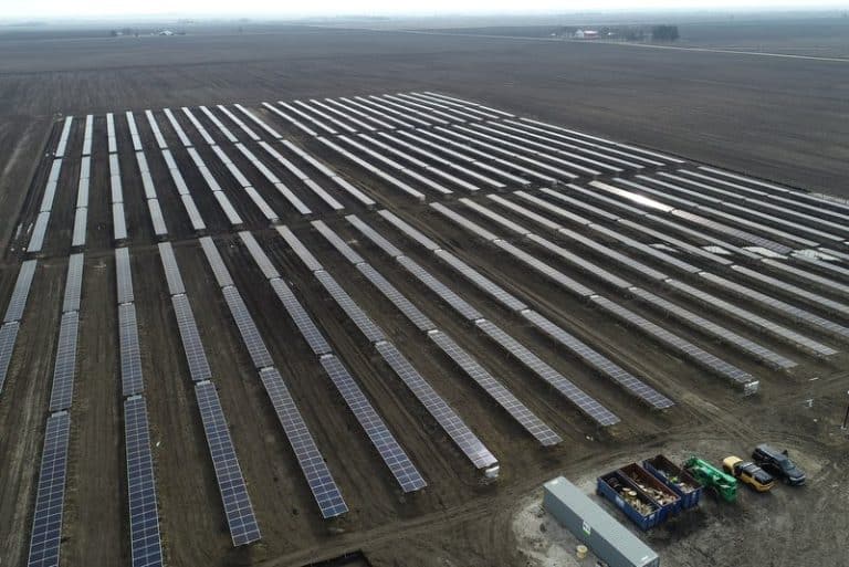 1P Tracker Case Study: Nexamp, Terrasmart solve windy Illinois community solar site