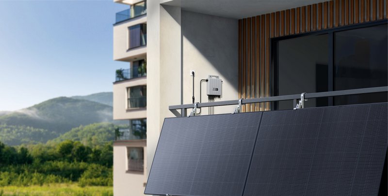 Microinverter + Solar Panels