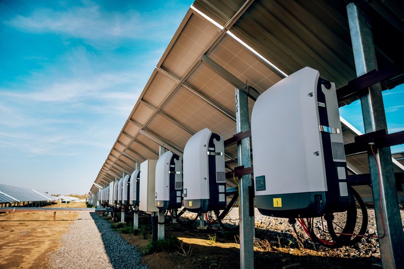 solar inverters with MPPT