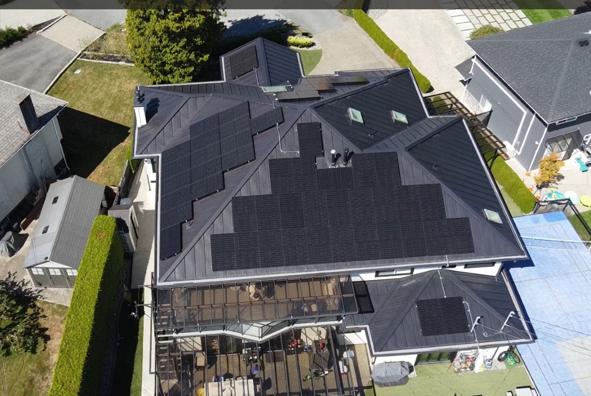 Ready Solar Estrada House Canada Project of the Year