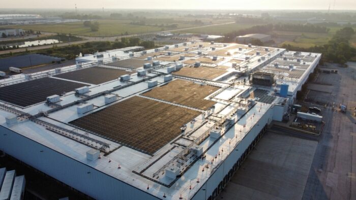 Catalyze 2.8 MW rooftop solar project in University Park, Illinois