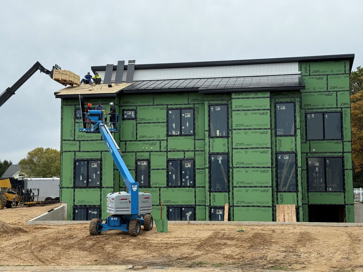 Roofit.Solar first US BIPV installation in Michigan