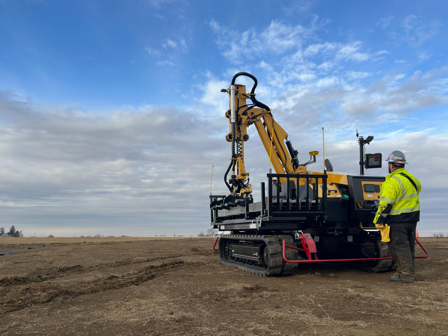 Vermeer MT500 material handler solar pile driver